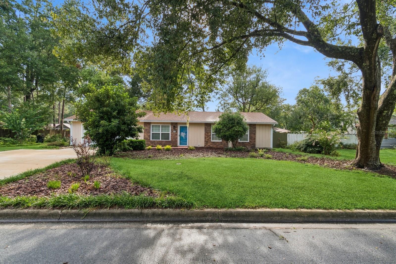 Image 13 of 35 For 6626 33rd Street