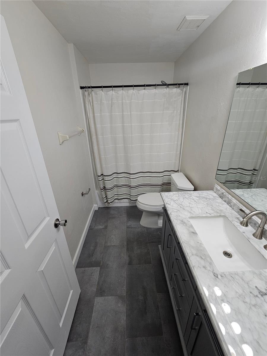 Image 19 of 27 For 2511 38th Place