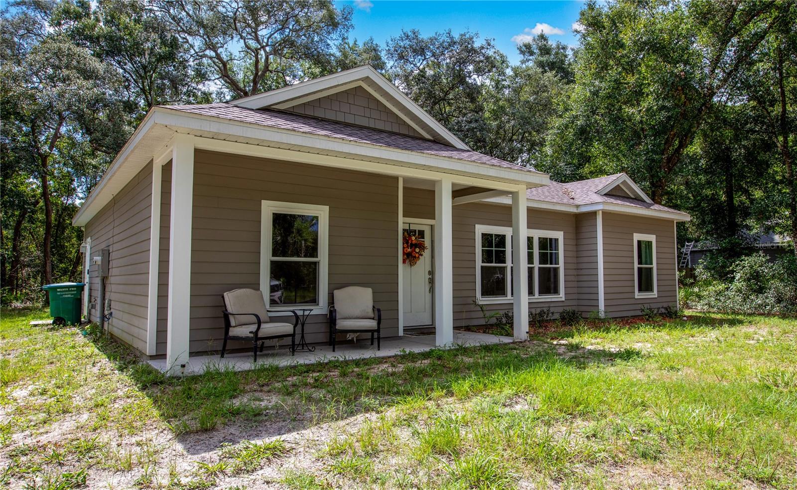 Image 3 of 27 For 17321 81st Terrace