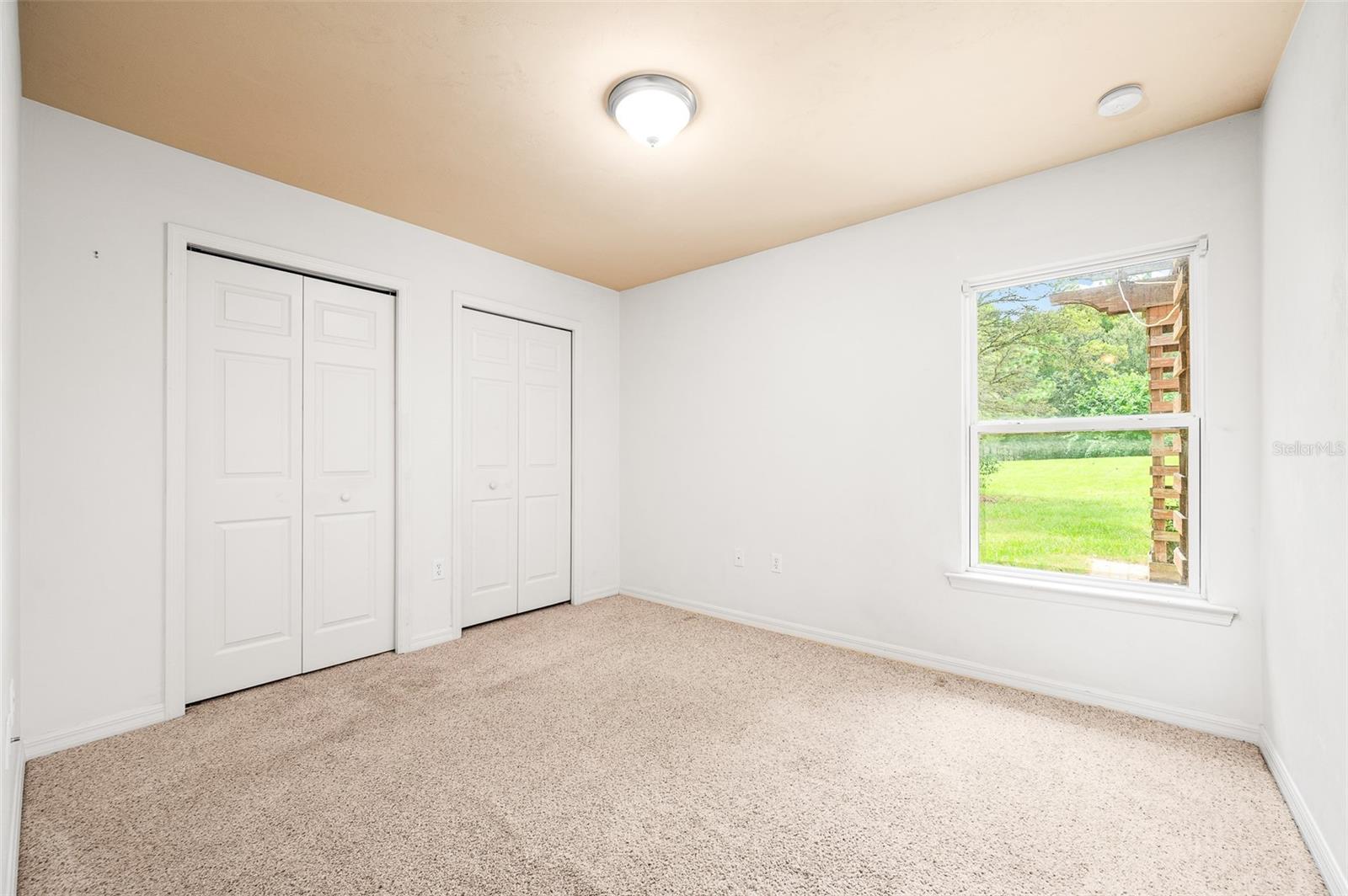 Image 49 of 92 For 10547 104th Avenue