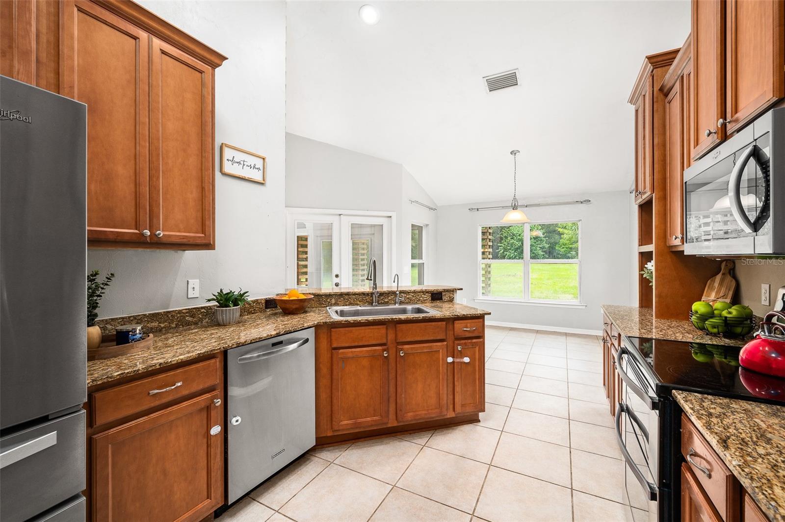 Image 7 of 92 For 10547 104th Avenue