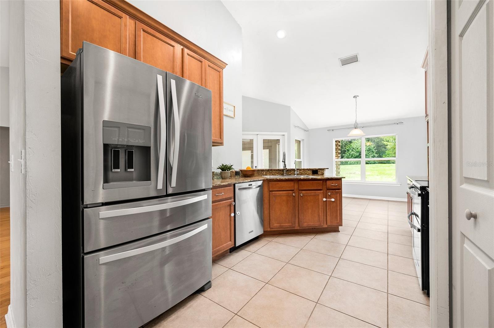 Image 9 of 92 For 10547 104th Avenue