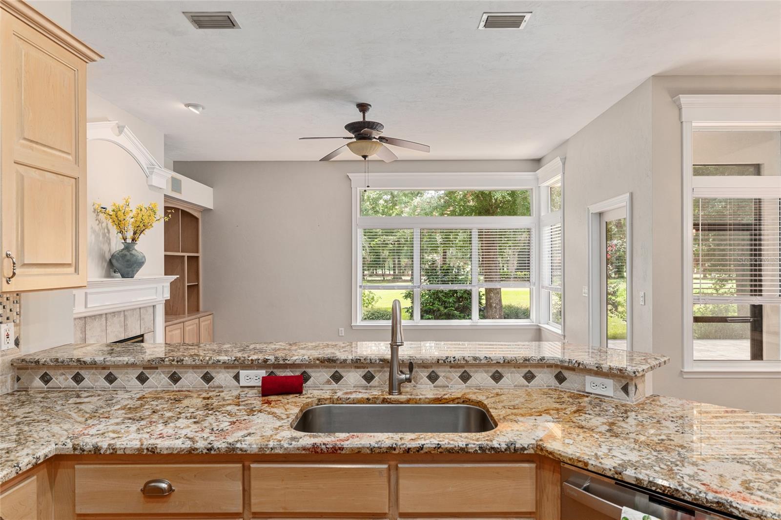 Image 18 of 76 For 4411 101st Drive