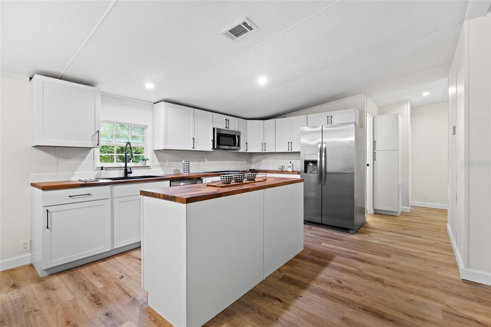 Image 13 of 22 For 6325 153rd Terrace
