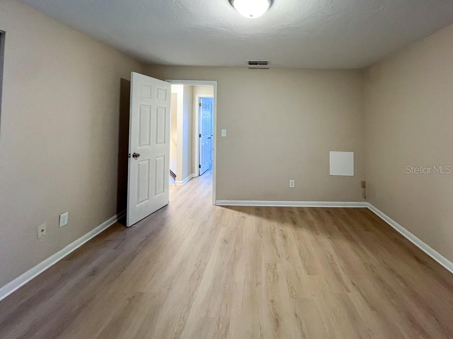 Image 20 of 23 For 5620 23rd Terrace 3