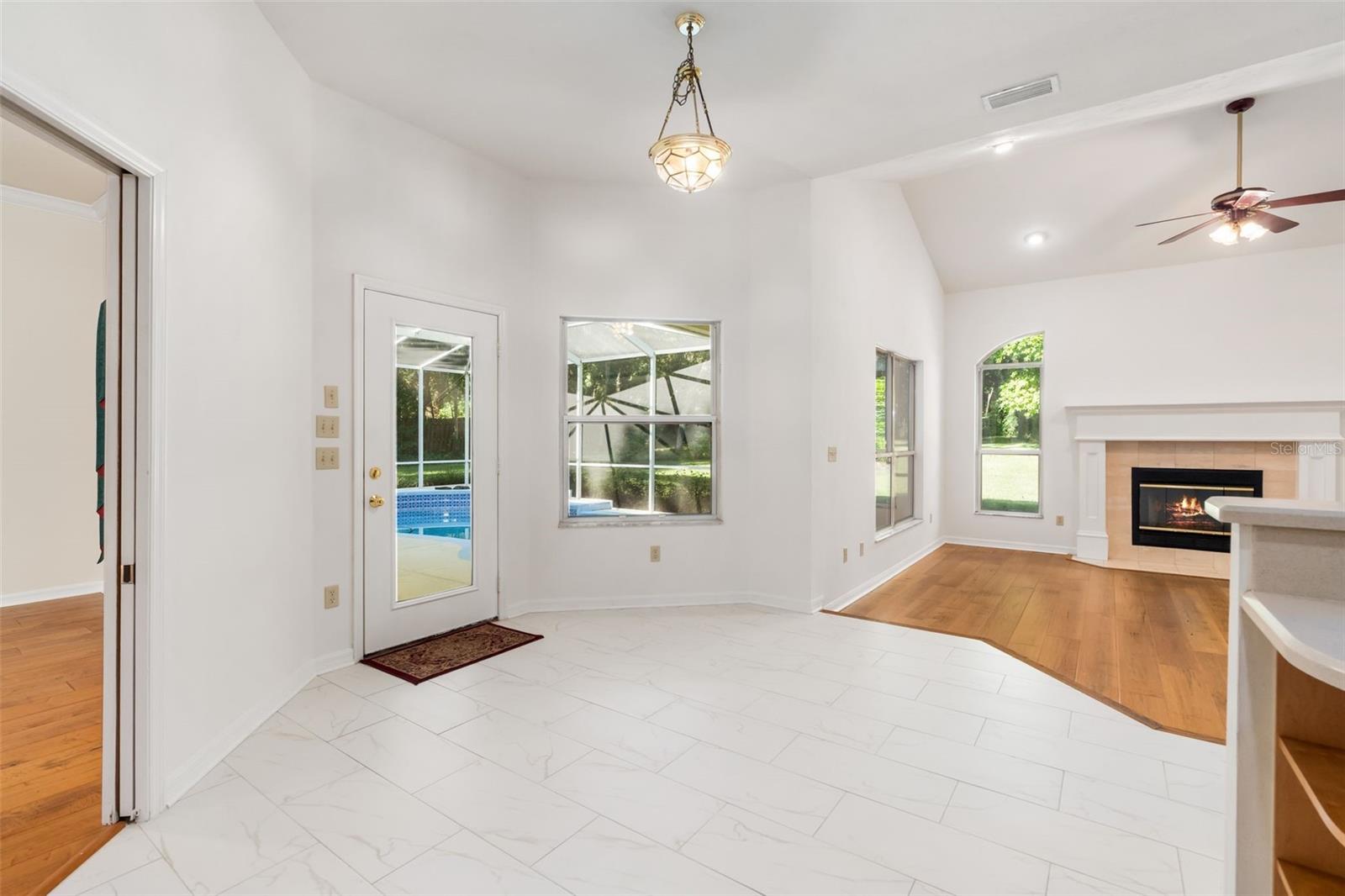 Image 11 of 57 For 2018 102nd Terrace