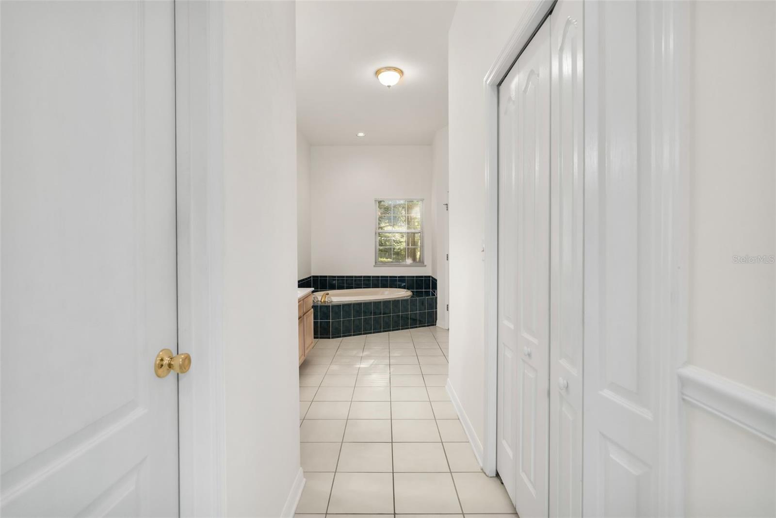 Image 33 of 57 For 2018 102nd Terrace