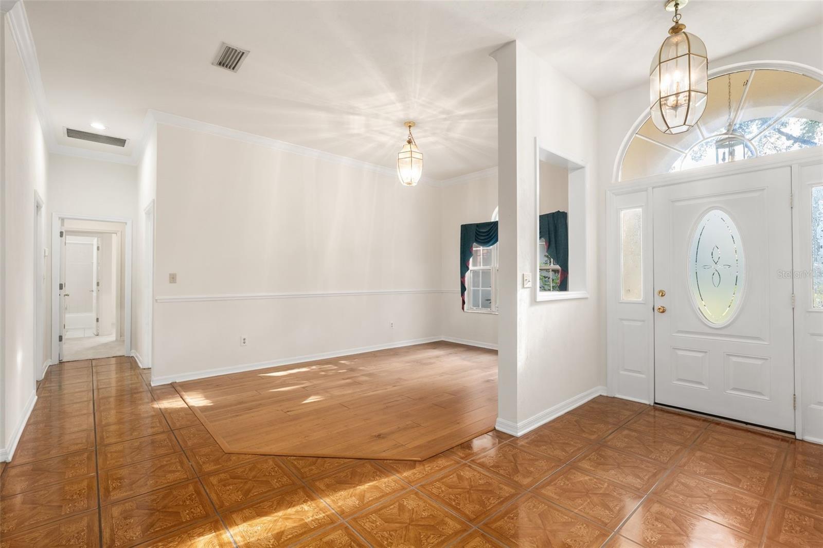 Image 4 of 57 For 2018 102nd Terrace