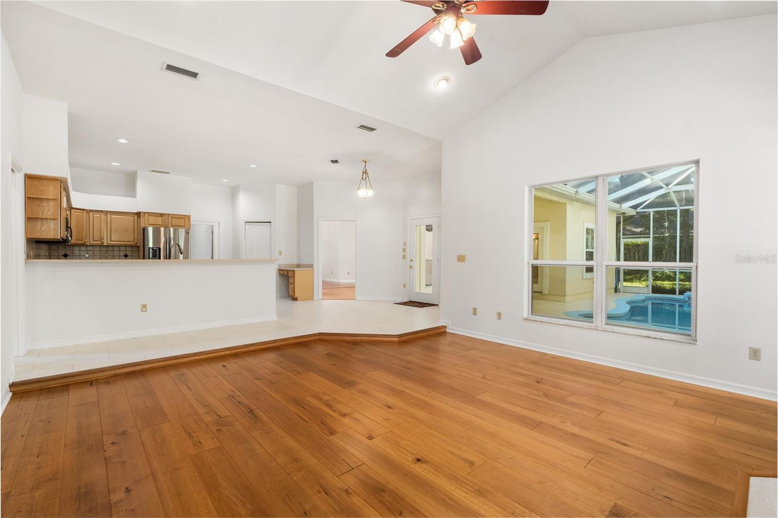 Image 8 of 57 For 2018 102nd Terrace