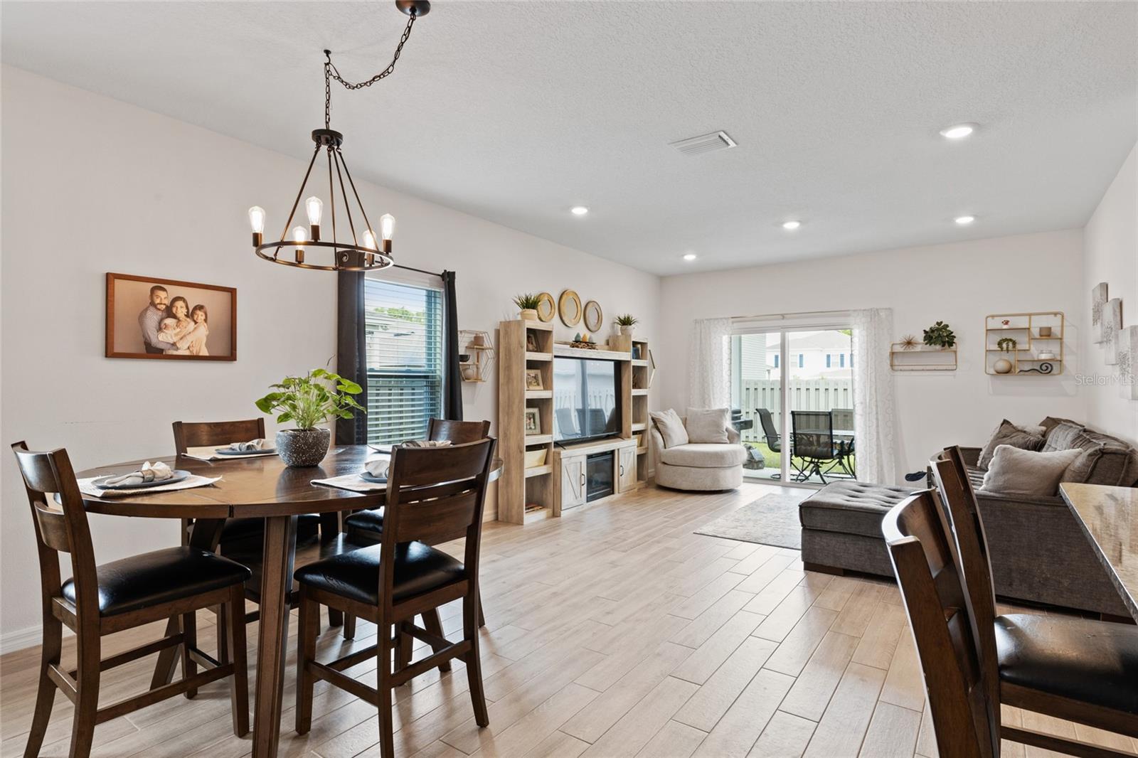 Image 7 of 46 For 1425 136th Drive