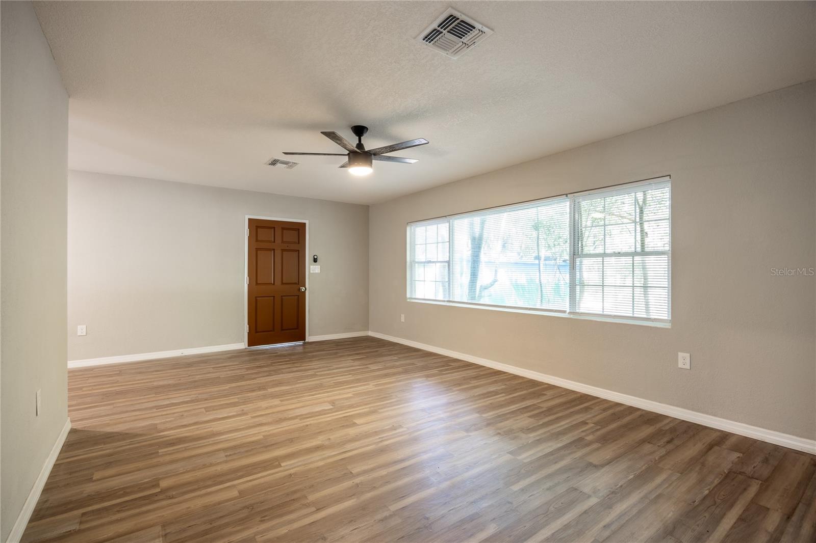 Image 13 of 35 For 640 36th Terrace
