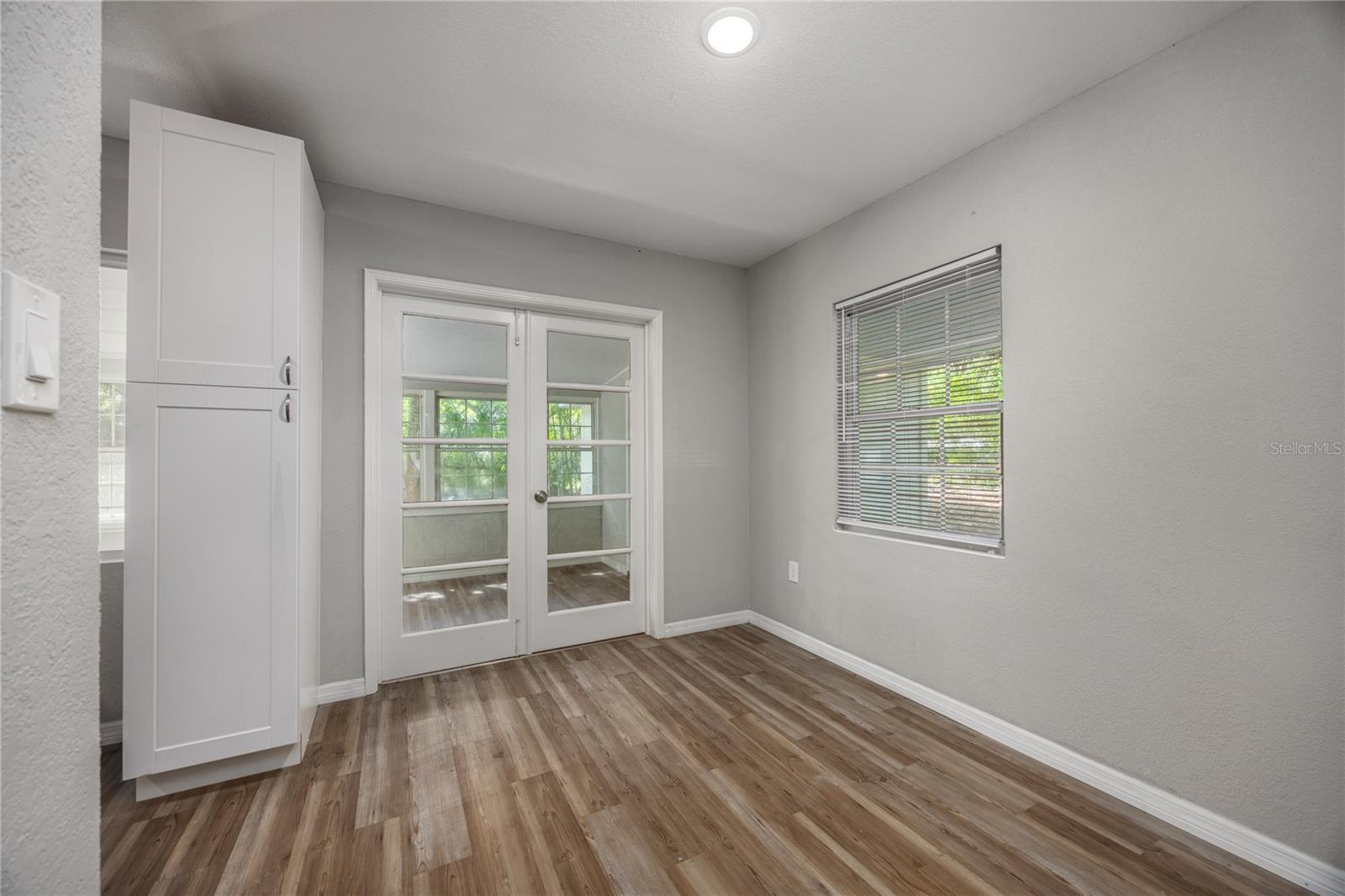 Image 18 of 35 For 640 36th Terrace