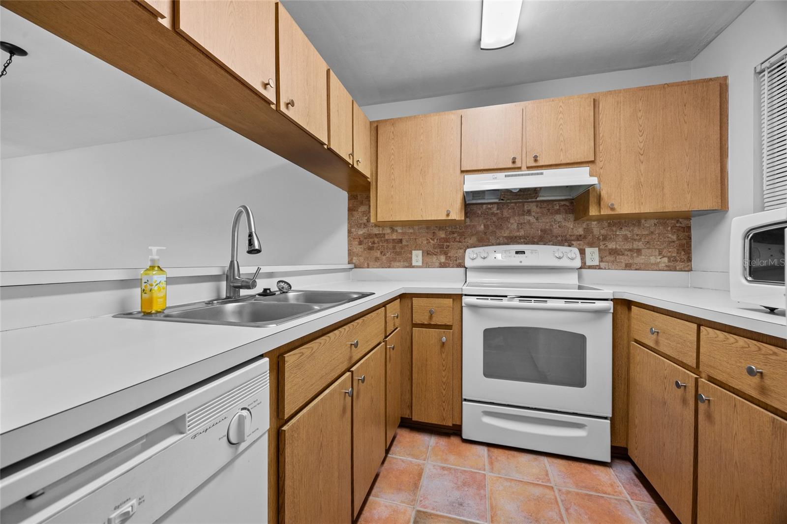 Image 4 of 19 For 6901 44th Avenue
