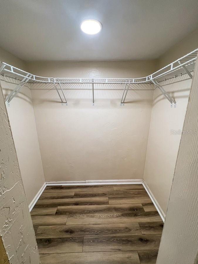 Image 9 of 28 For 14437 Earle Street