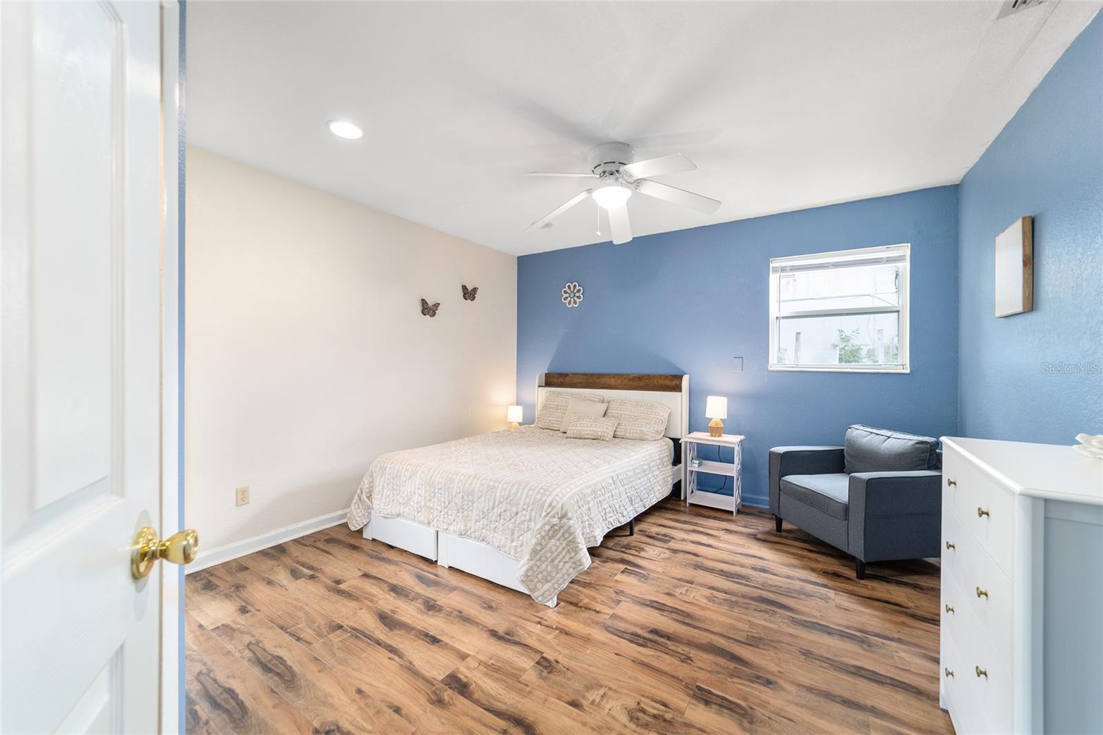 Image 11 of 22 For 14065 51st Avenue