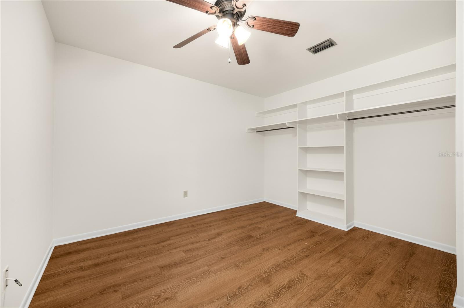 Image 25 of 28 For 102 27th Terrace