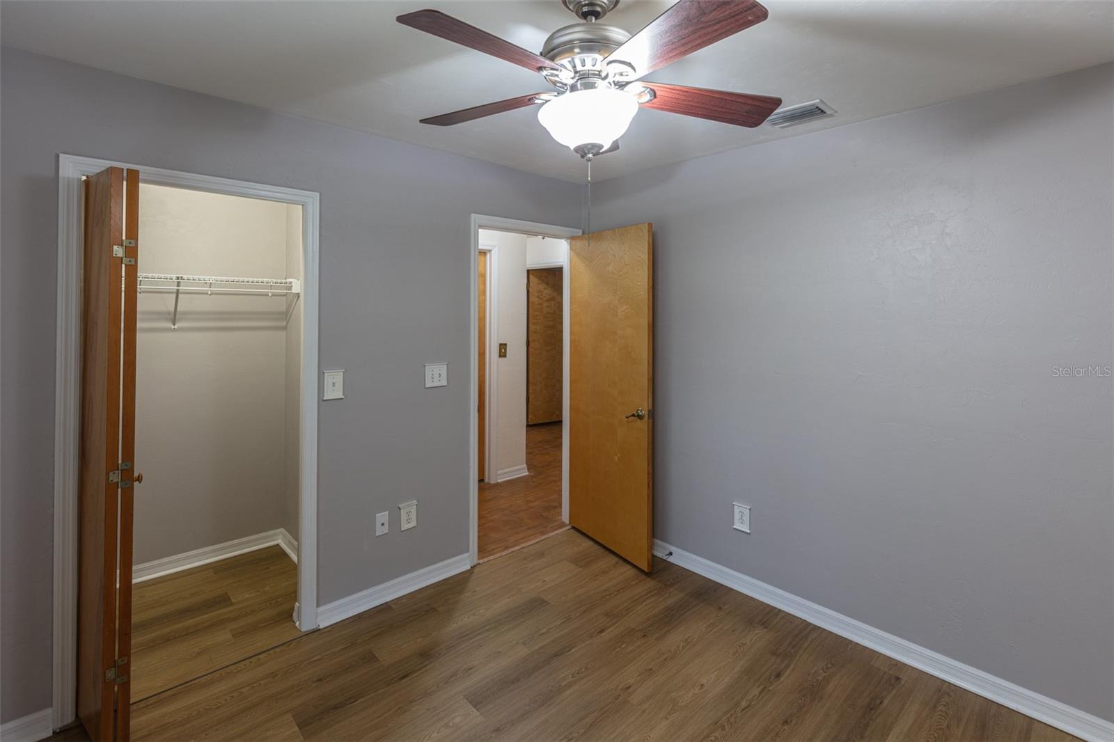 Image 19 of 35 For 2317 91st Drive