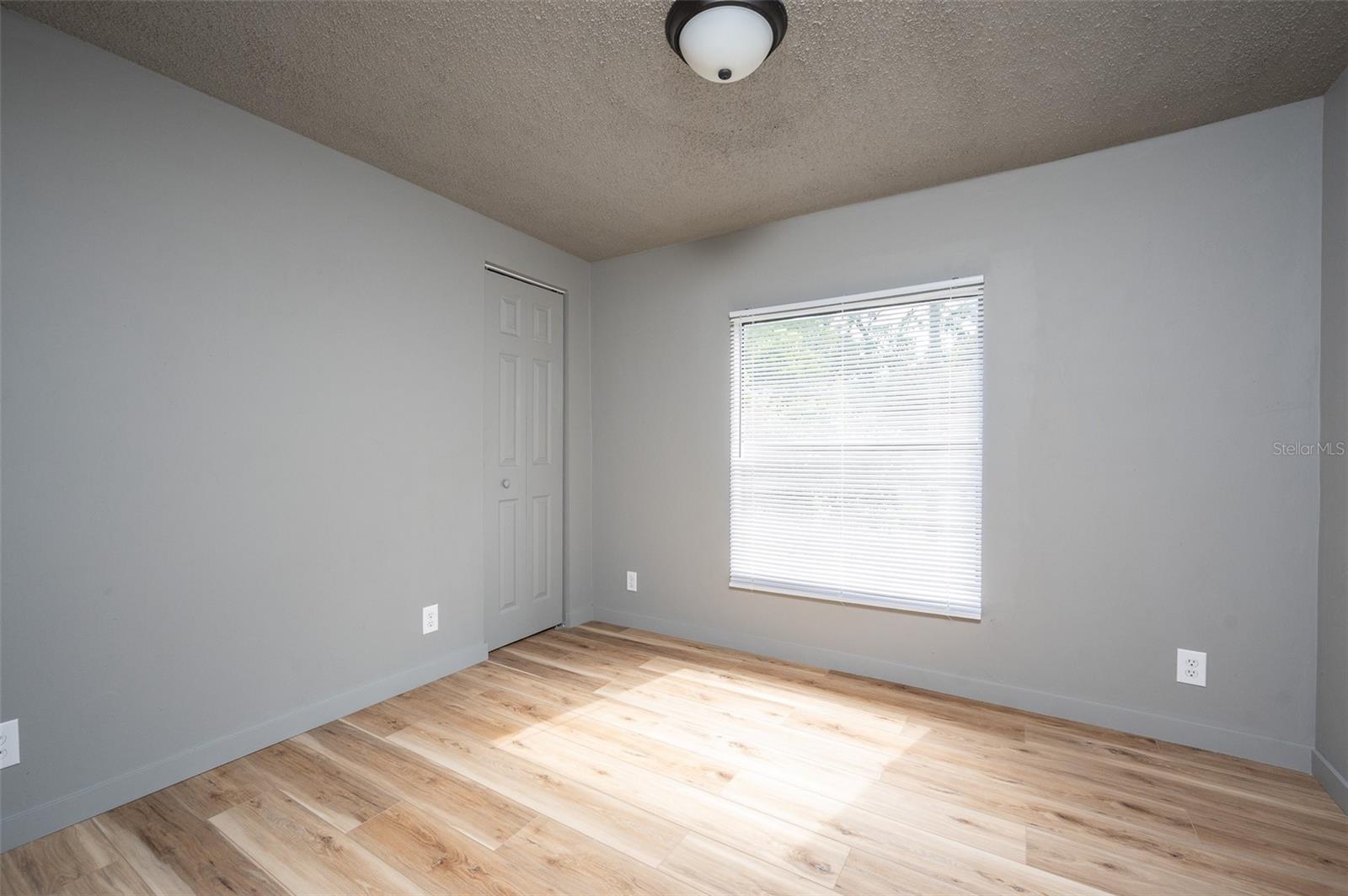 Image 14 of 21 For 5027 69th Street