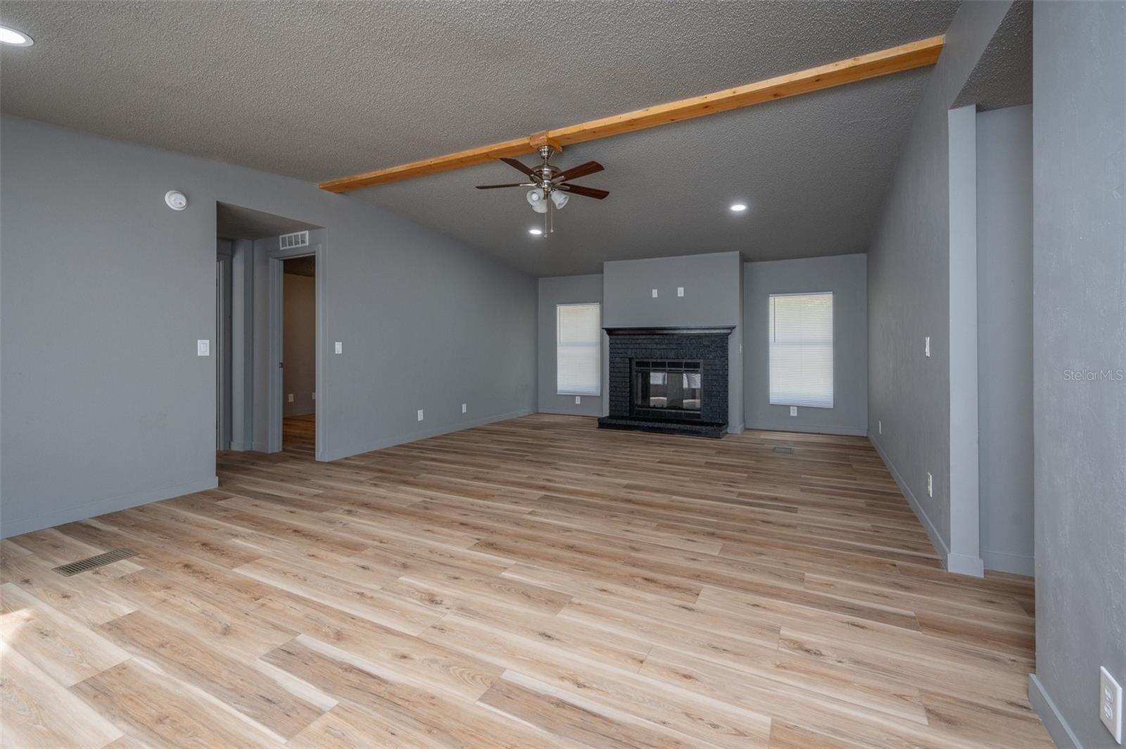 Image 3 of 21 For 5027 69th Street