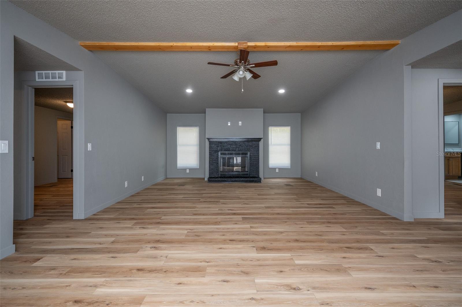 Image 4 of 21 For 5027 69th Street