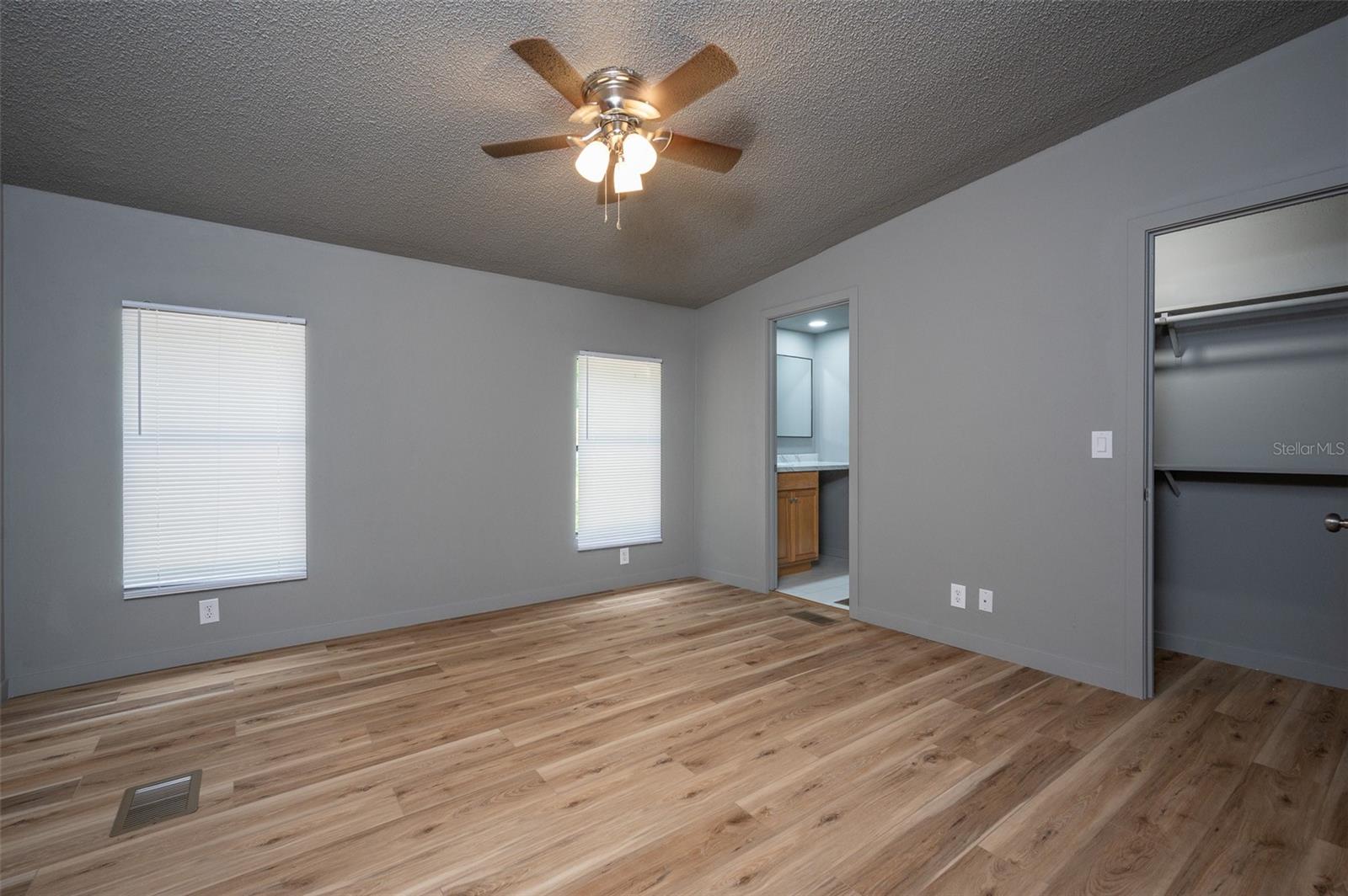 Image 9 of 21 For 5027 69th Street