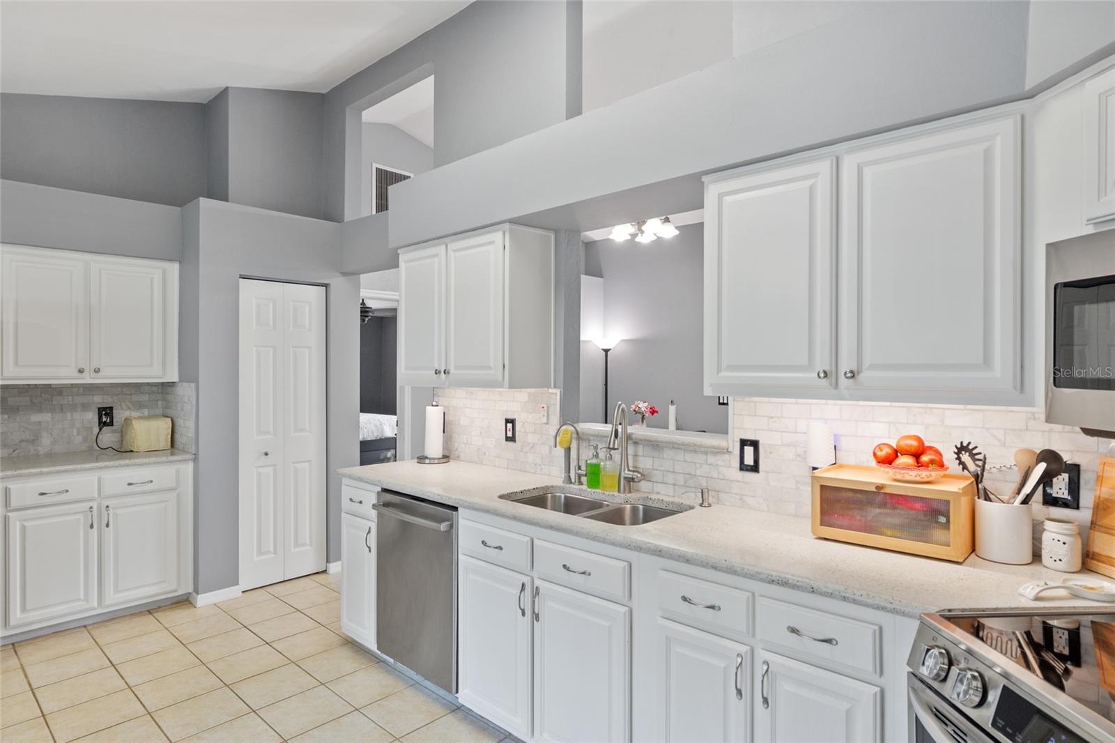 Image 15 of 47 For 7637 49th Place