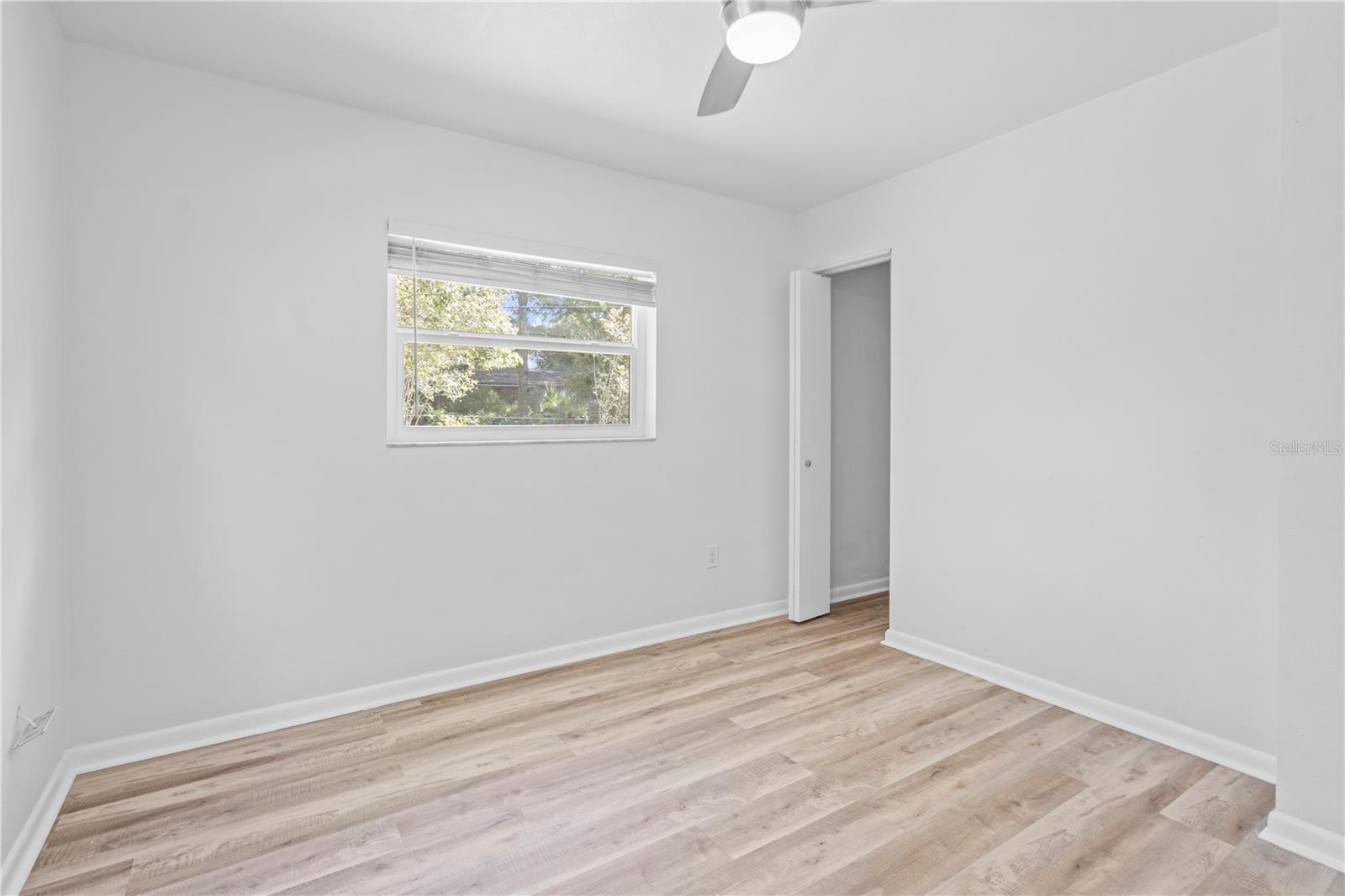 Image 17 of 20 For 3820 15th Avenue