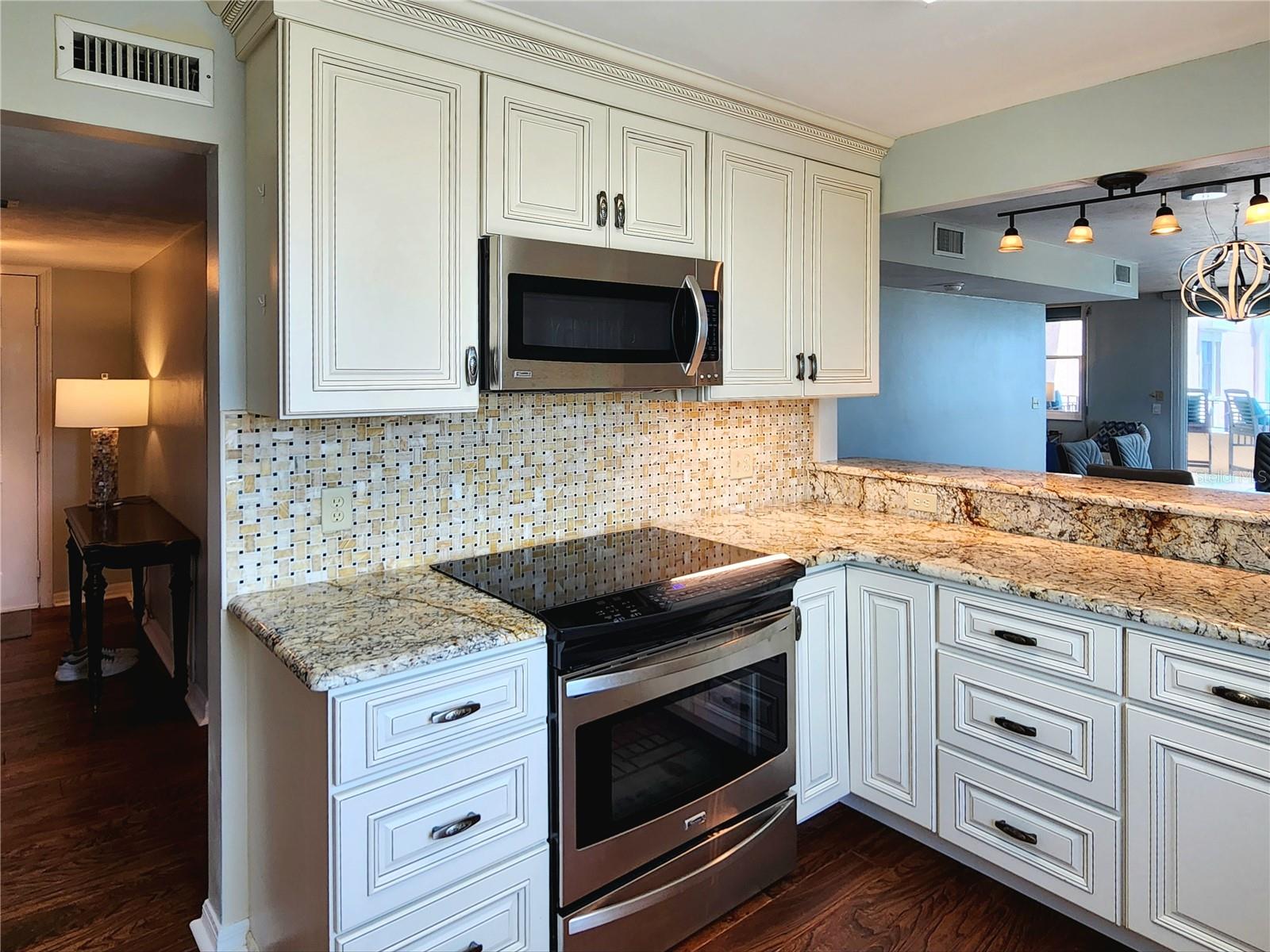 Image 5 of 17 For 3370 Ocean Shore Boulevard 5020