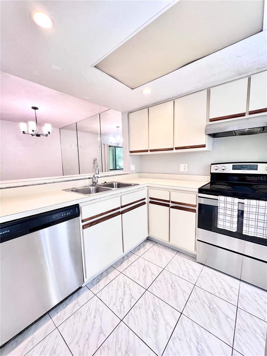 Image 7 of 15 For 315 54th Drive 315