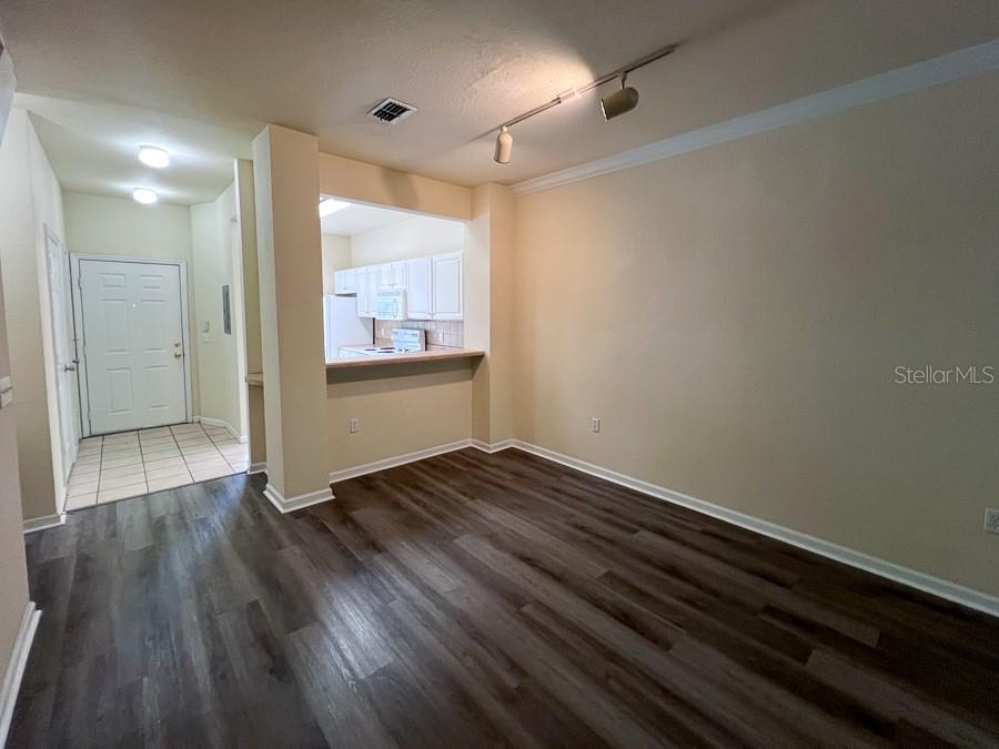 Image 18 of 29 For 4886 46th Place 106