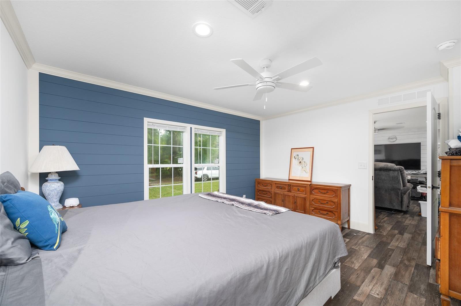 Image 16 of 78 For 3616 & 3622 178th Terrace