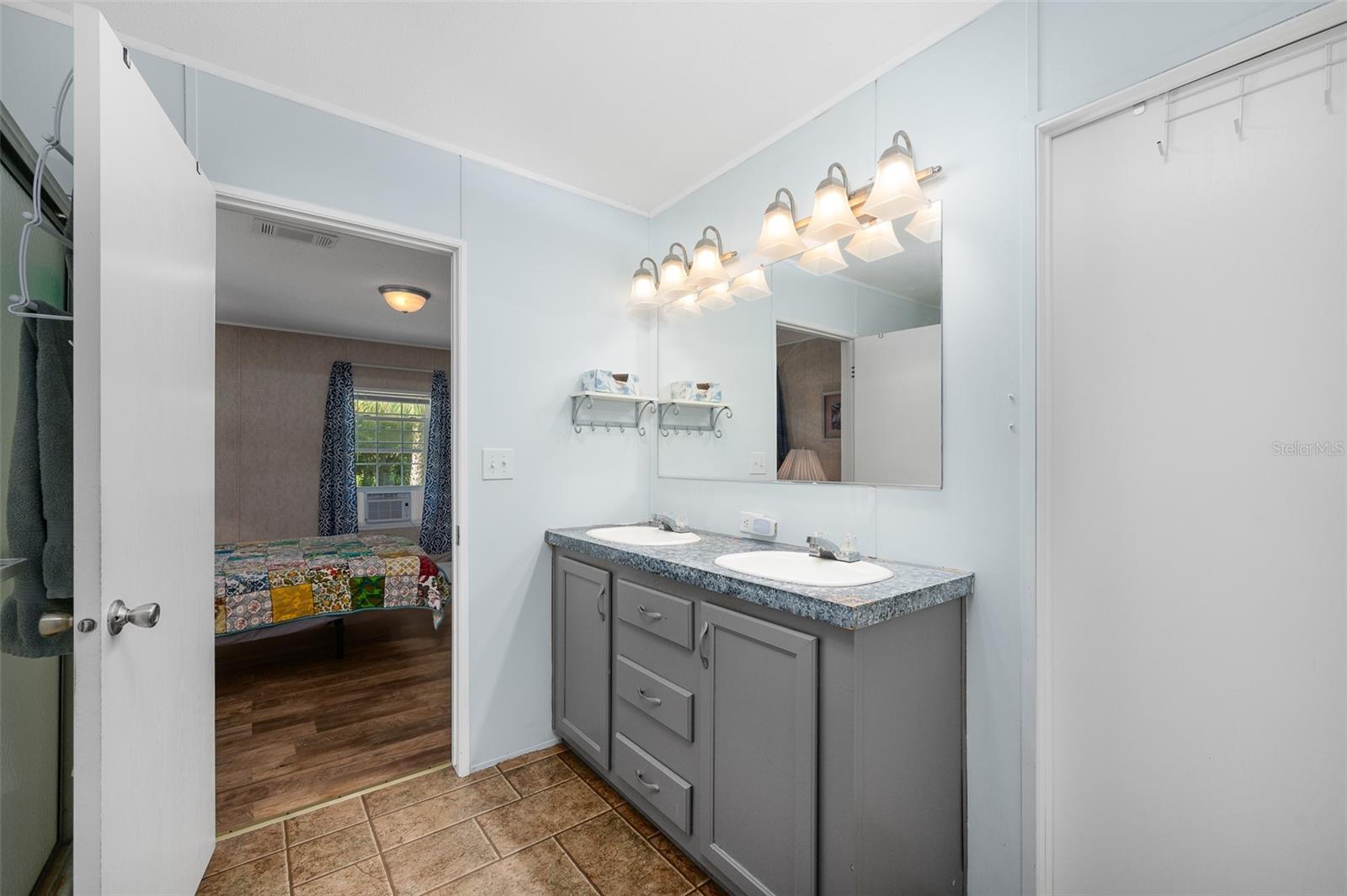 Image 59 of 78 For 3616 & 3622 178th Terrace