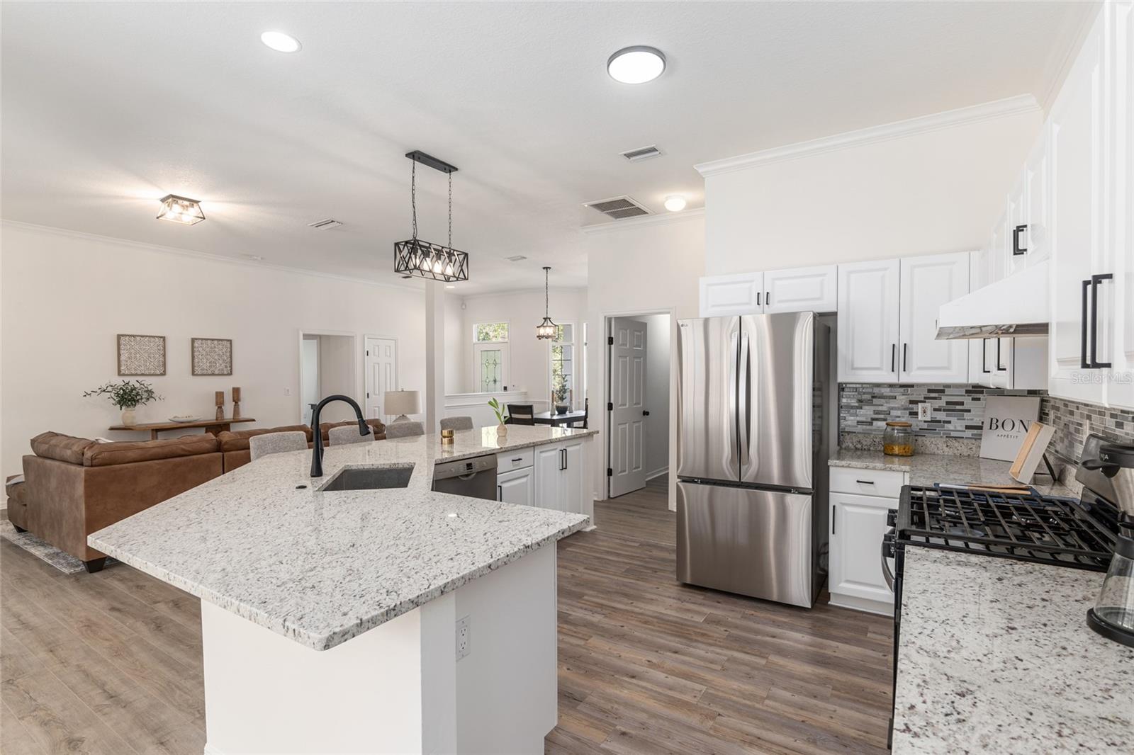 Image 16 of 40 For 6930 86th Terrace