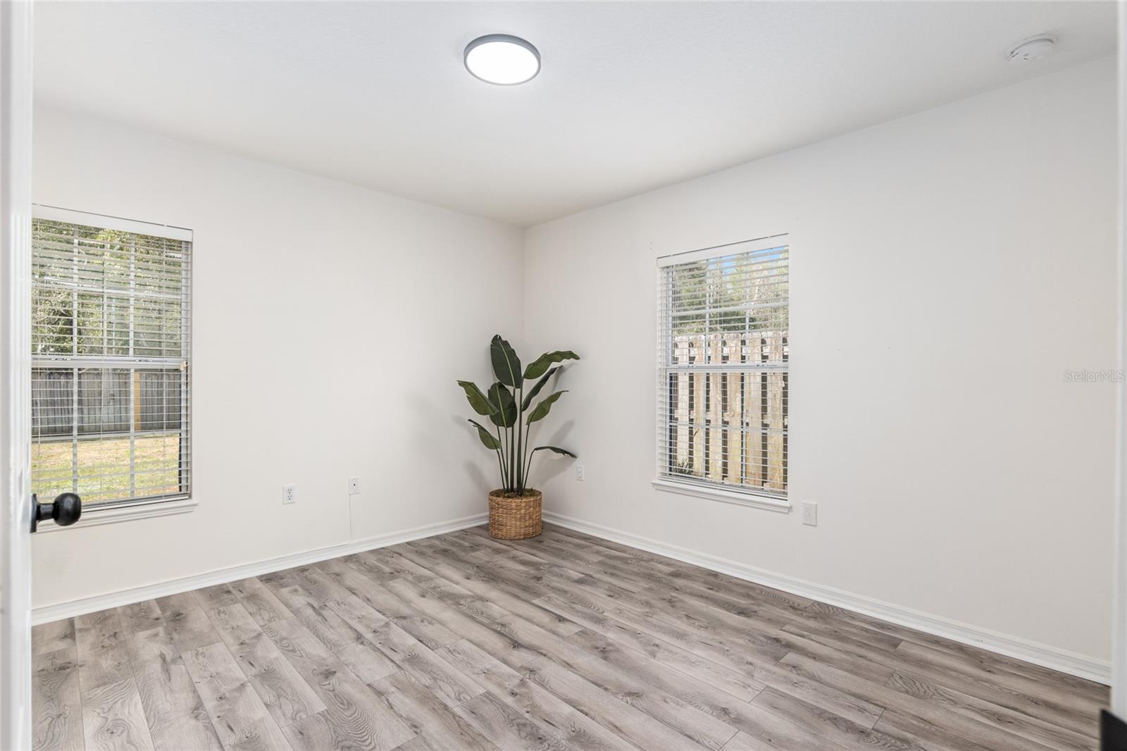 Image 29 of 40 For 6930 86th Terrace