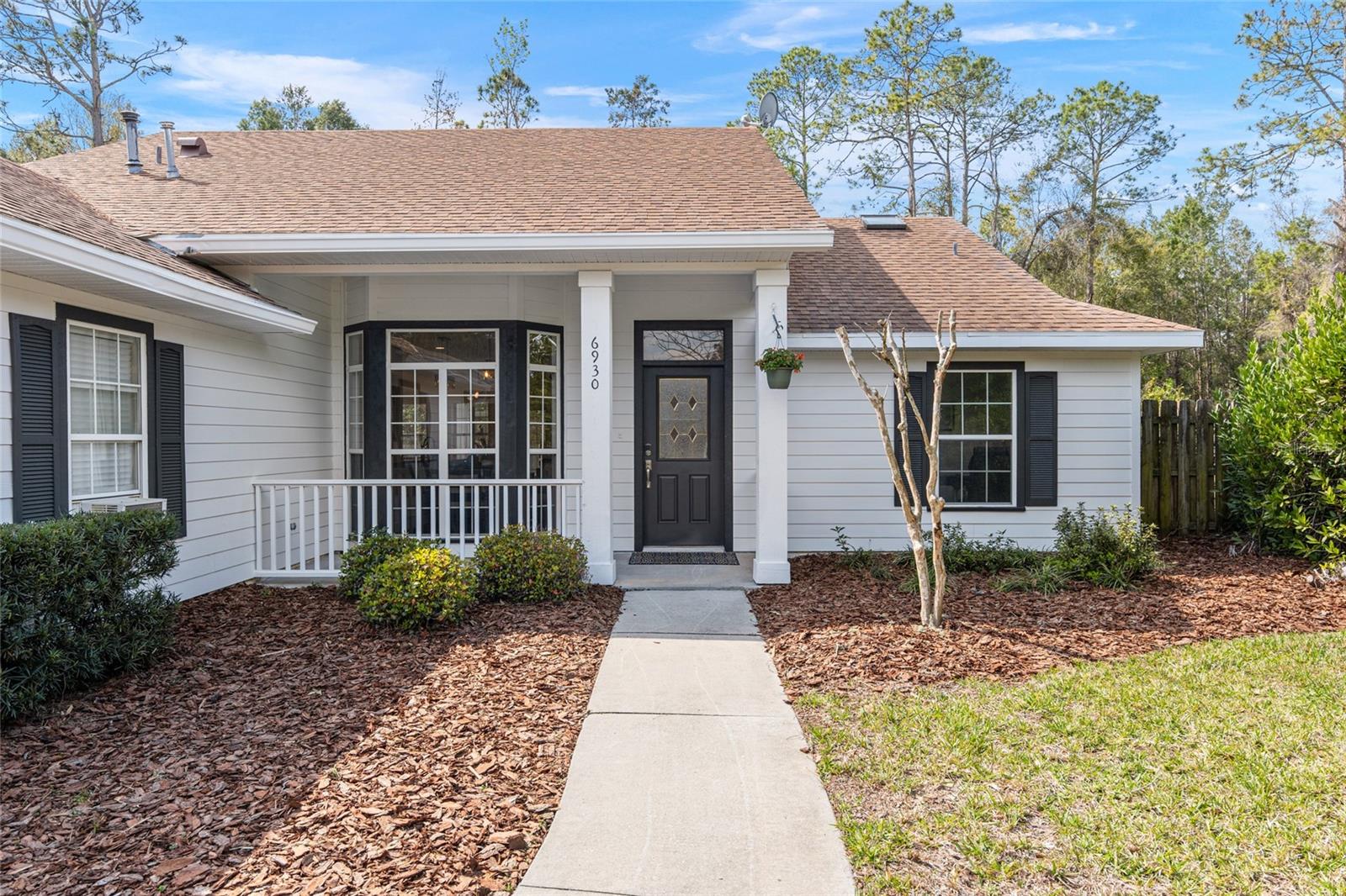 Image 7 of 40 For 6930 86th Terrace