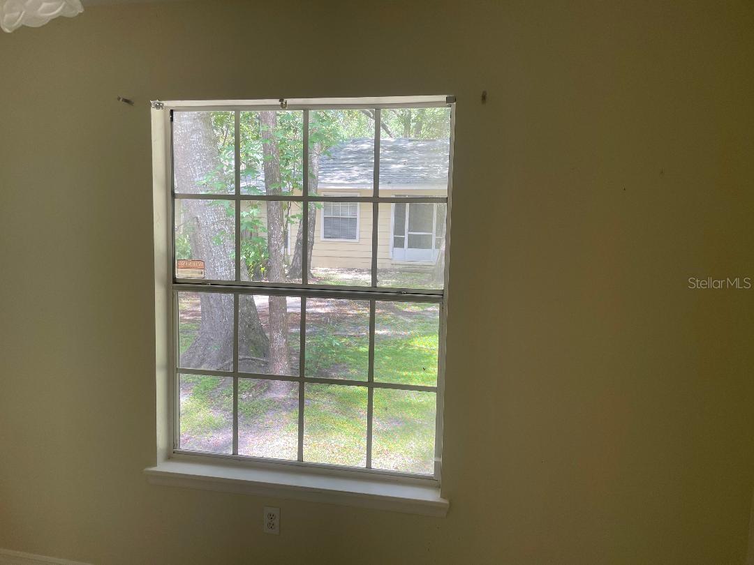 Image 18 of 60 For 345 48th Boulevard 345