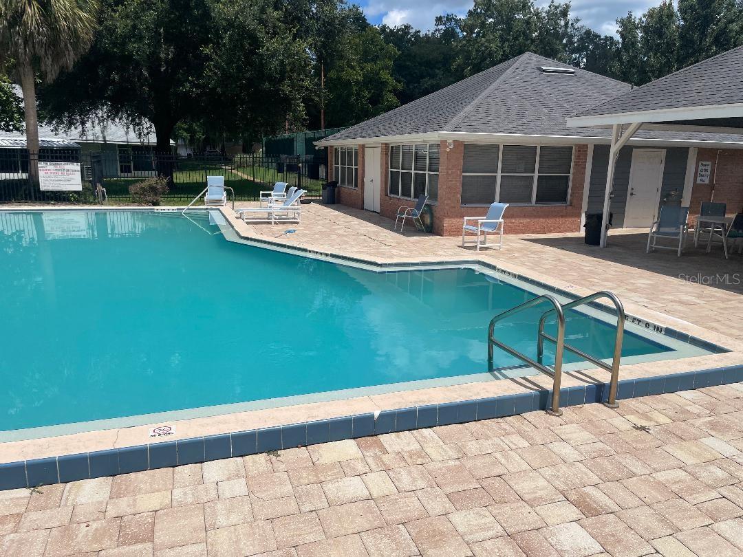 Image 31 of 60 For 345 48th Boulevard 345