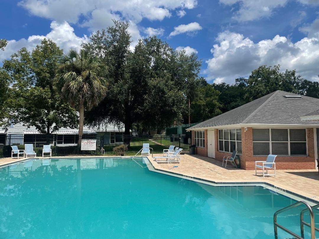 Image 32 of 60 For 345 48th Boulevard 345