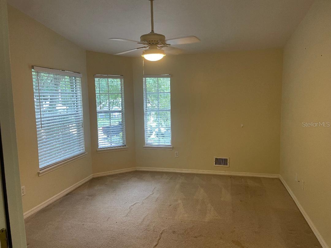 Image 5 of 60 For 345 48th Boulevard 345