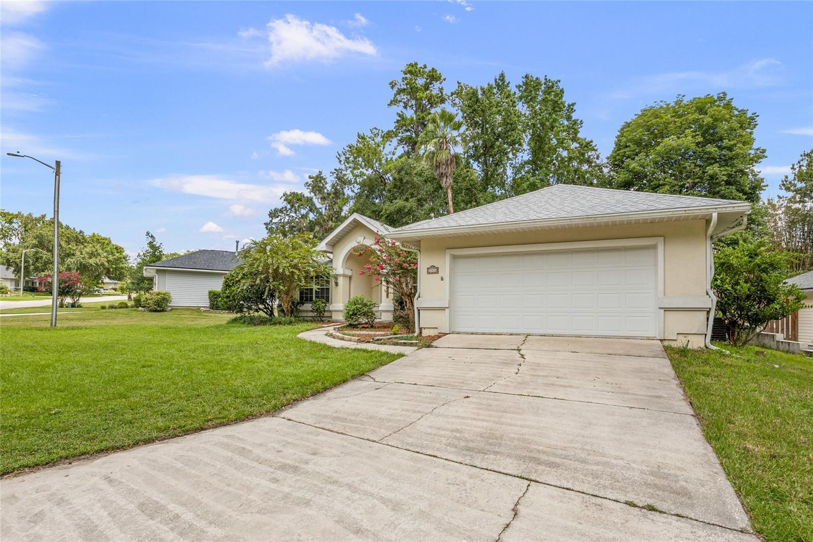 Image 4 of 33 For 10416 10th Lane