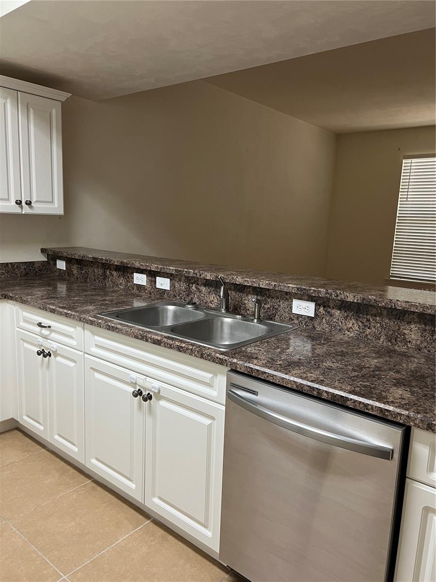 Image 5 of 14 For 1569 29th Road 3