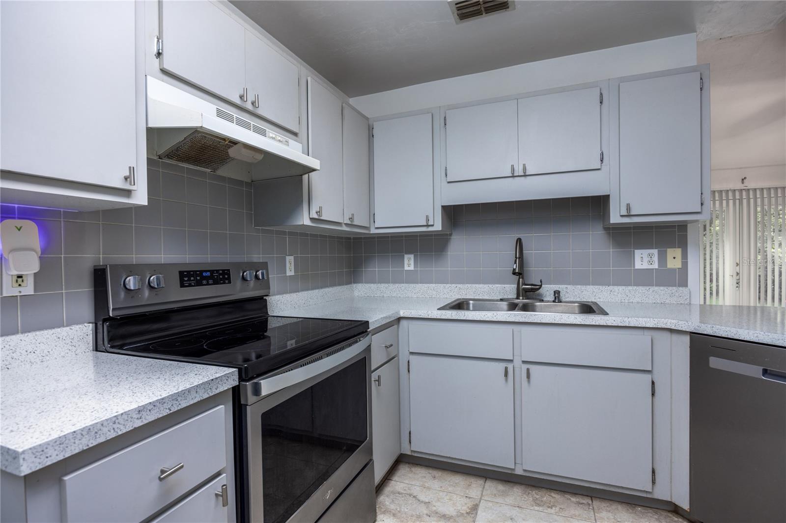 Image 17 of 45 For 23717 194th Drive