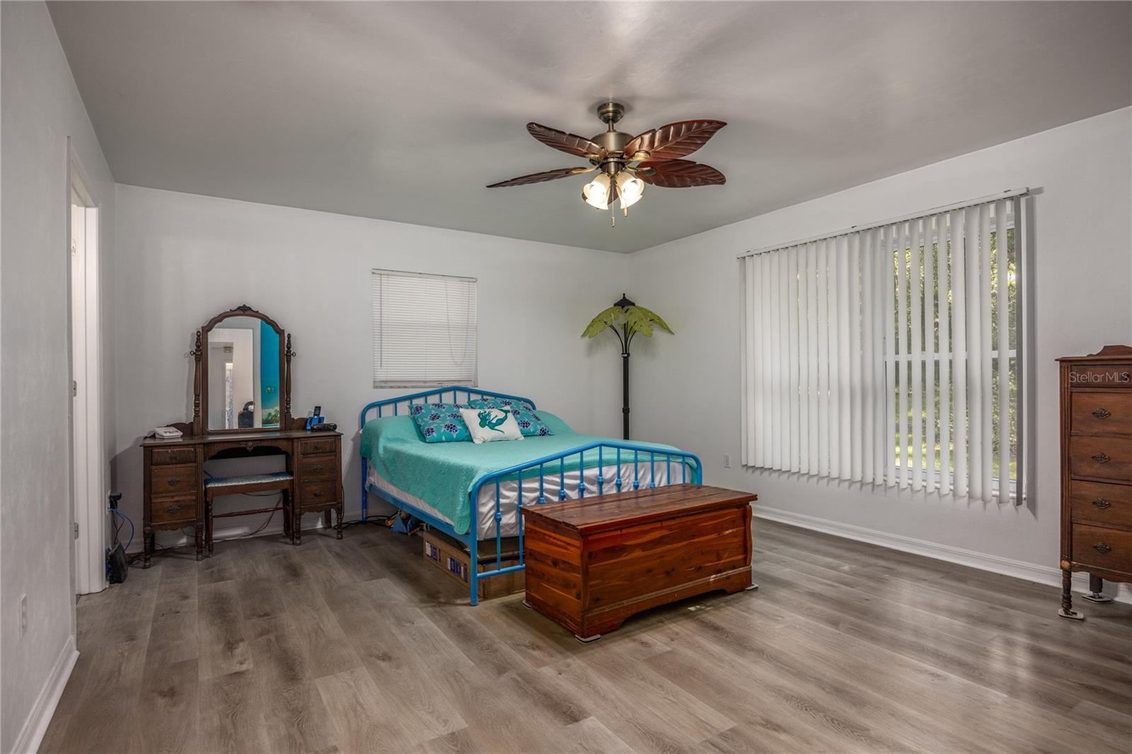 Image 20 of 45 For 23717 194th Drive