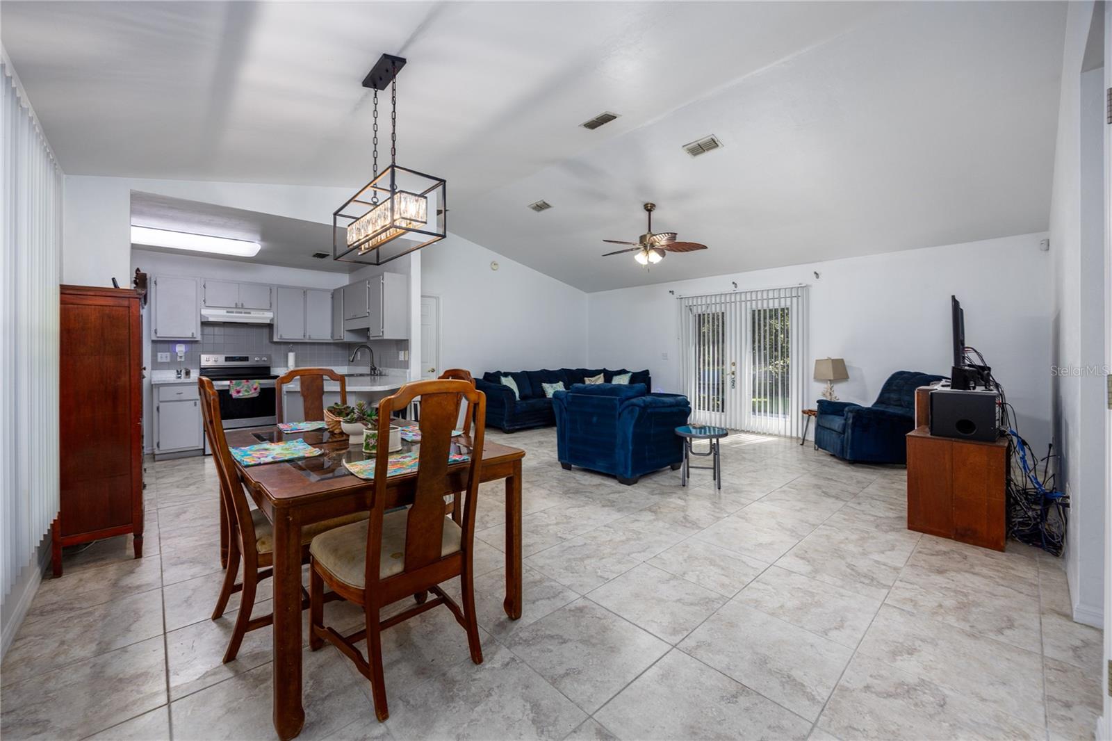 Image 8 of 45 For 23717 194th Drive