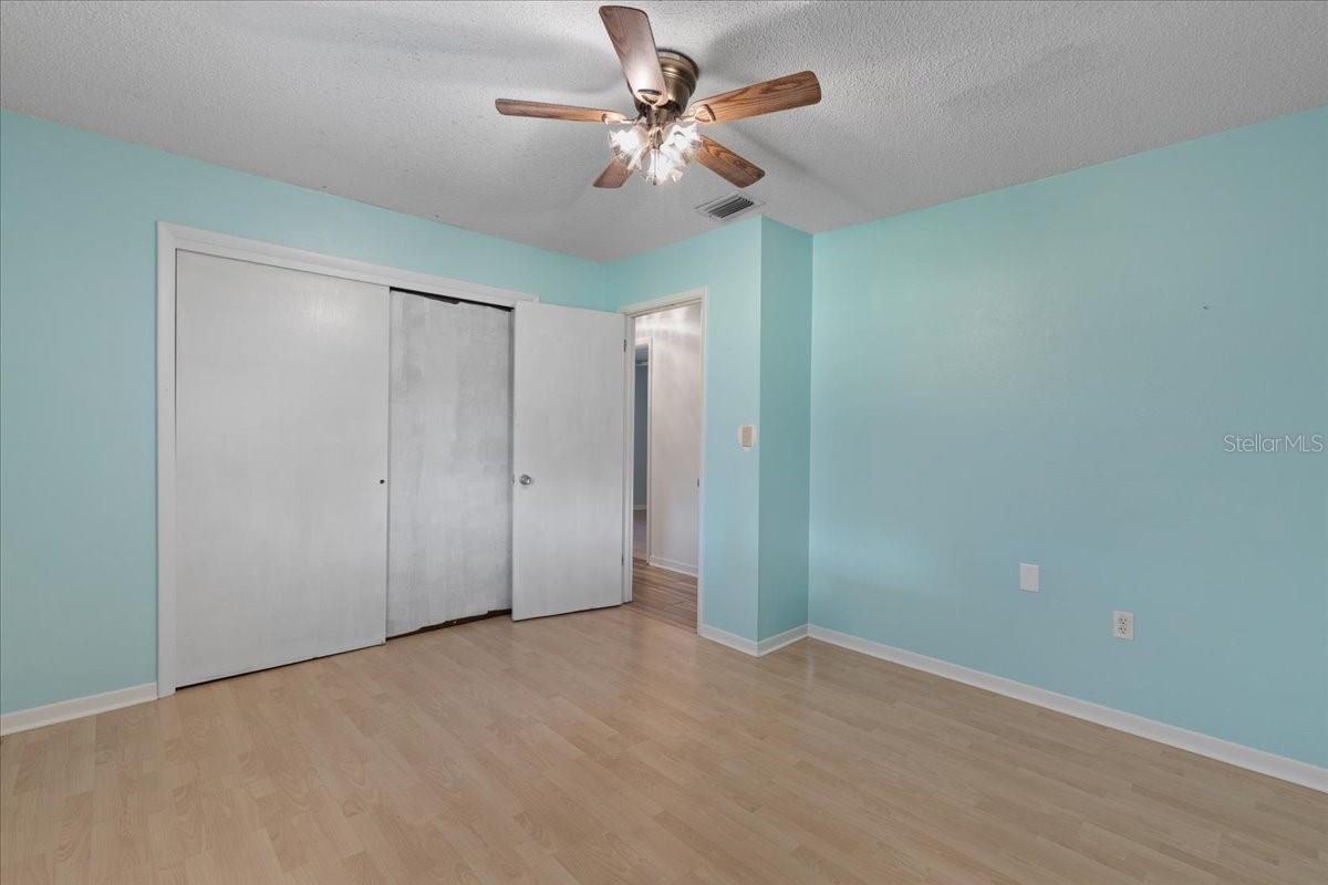 Image 20 of 44 For 11731 78th Terrace