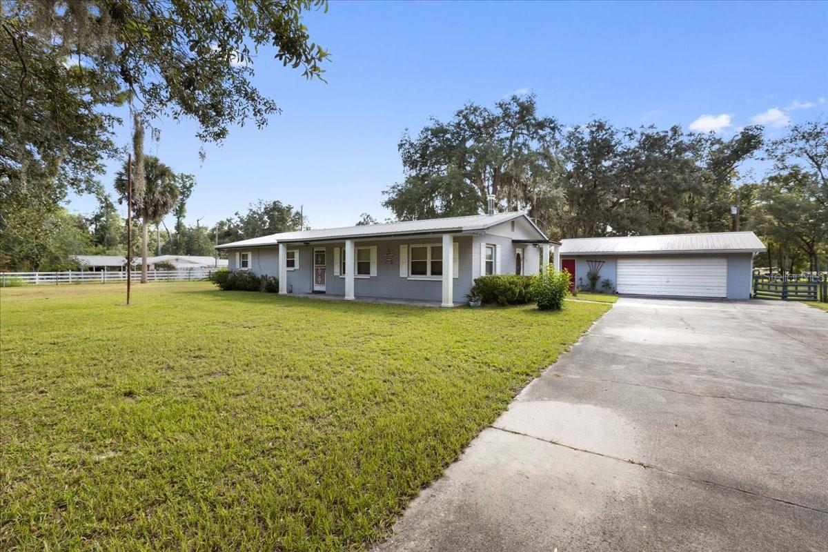Image 31 of 44 For 11731 78th Terrace