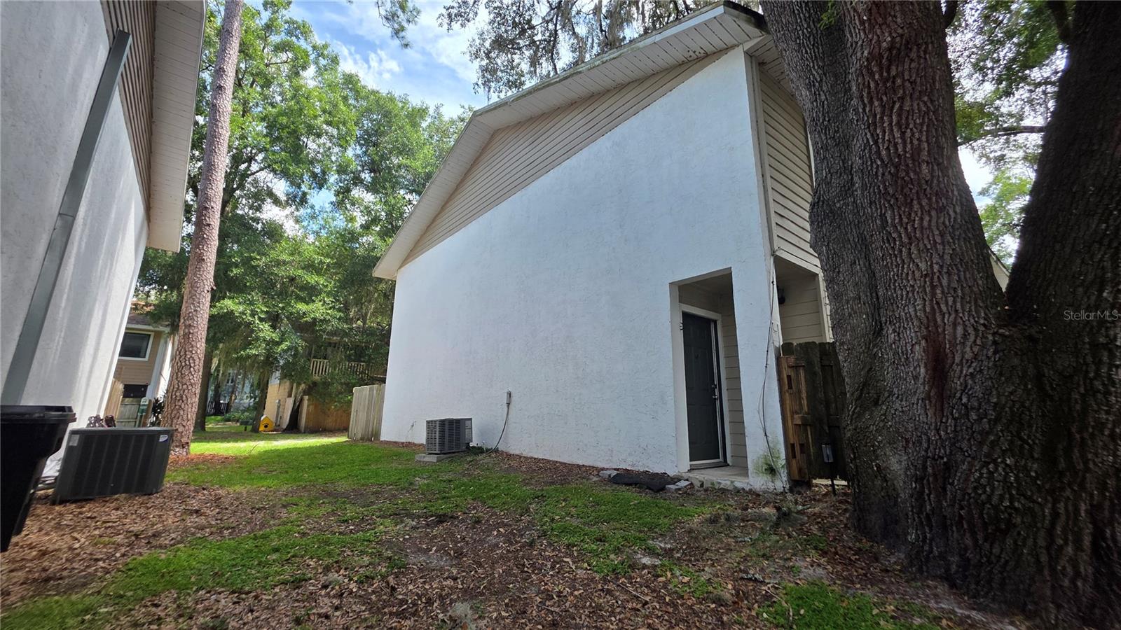 Image 22 of 23 For 2213 Sw 39th Way