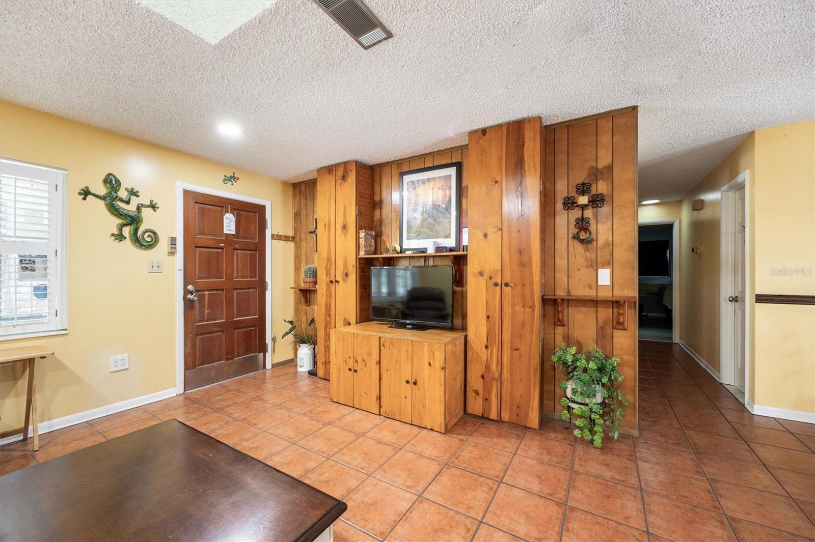 Image 11 of 39 For 4726 30th Street