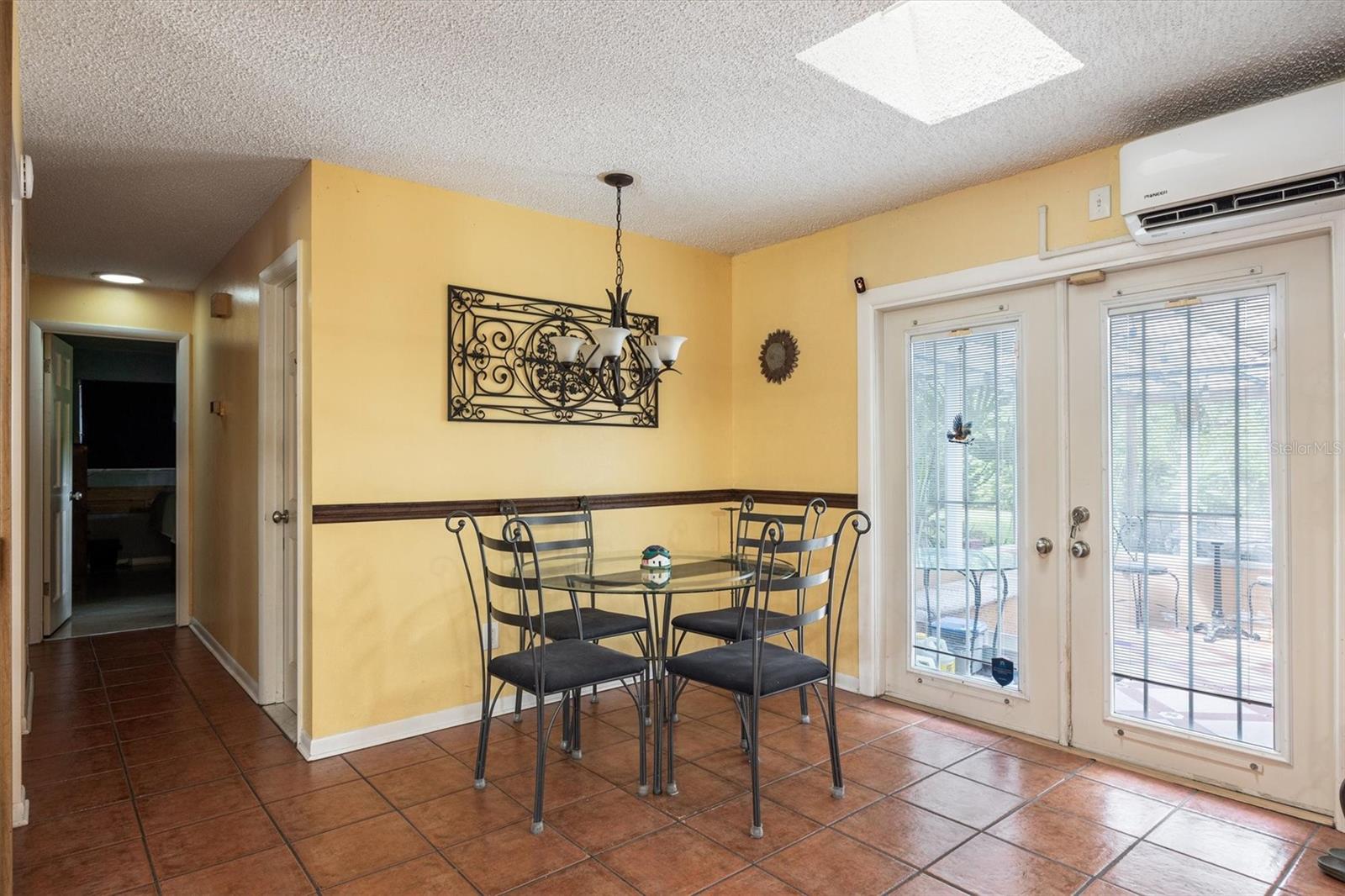 Image 3 of 39 For 4726 30th Street