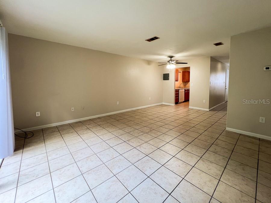 Image 7 of 21 For 2622 38th Place C